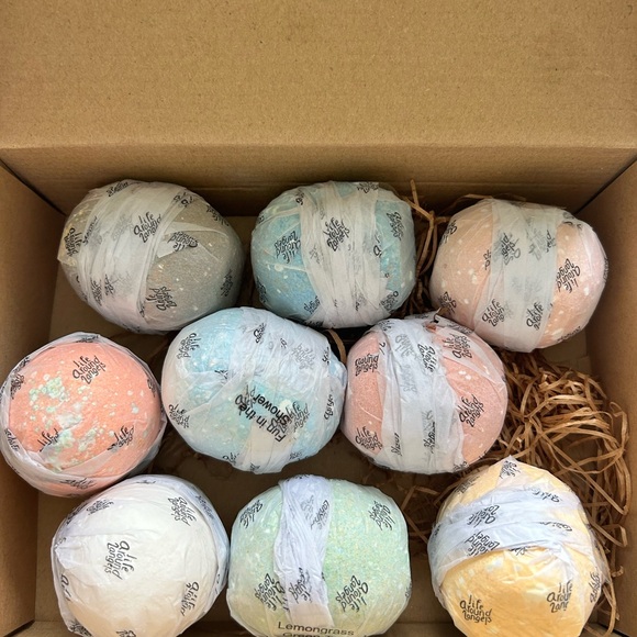 Wrapped Bath Bomb Set Life Around 2 Angels Individual packed bath bombs - Picture 3 of 4